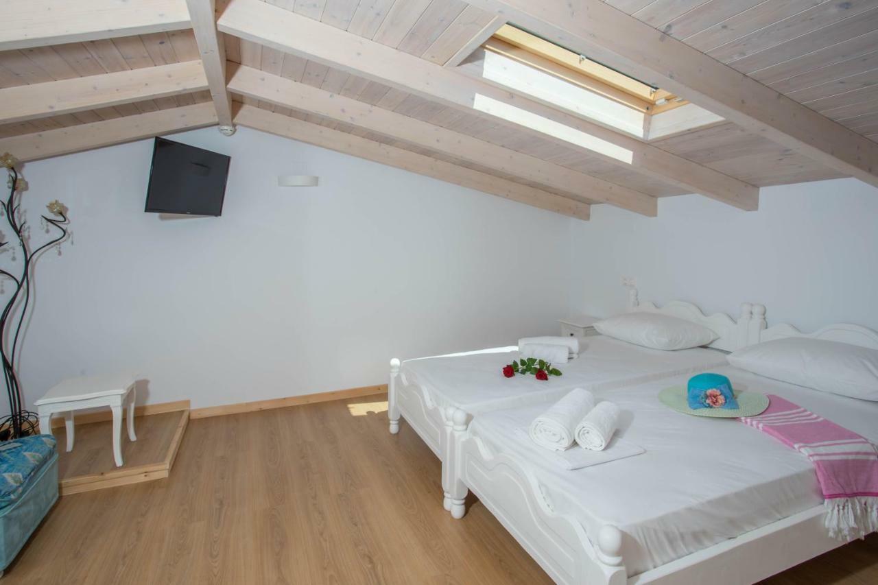 Alexandros Stone House Villa Nydri  Bagian luar foto